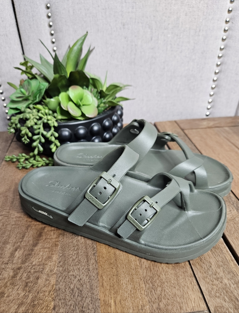 Skechers Foamies Arch Fit Cali Breeze 2.0 Slide Sandals Olive Green